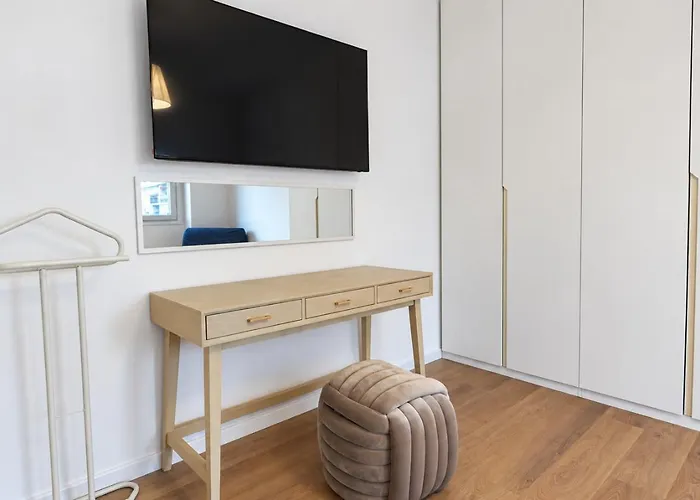 Appartamento Elegantis Trastevere Family With Terrace - Near Tram, Train And Bus For The Centre