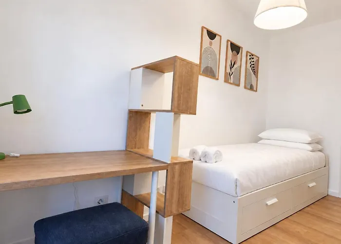 Elegantis Trastevere Family With Terrace - Near Tram, Train And Bus For The Centre Roma
