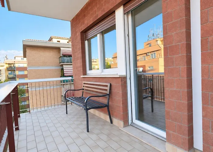 Appartamento Elegantis Trastevere Family With Terrace - Near Tram, Train And Bus For The Centre Roma