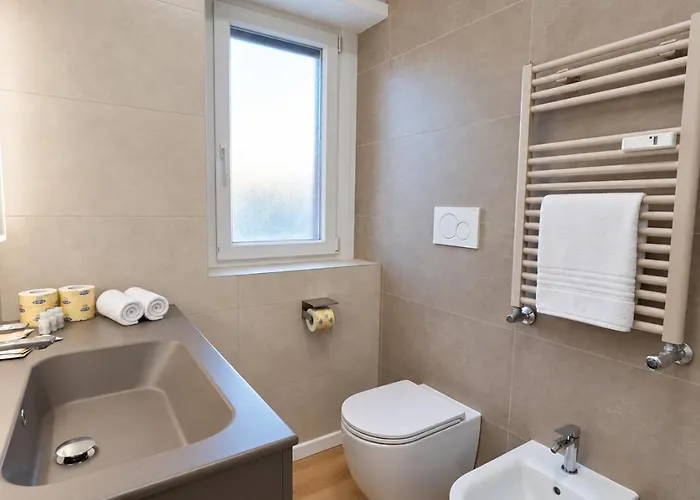 Elegantis Trastevere Family With Terrace - Near Tram, Train And Bus For The Centre